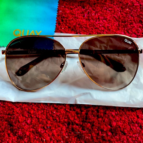 Quay sunglasses main image 3